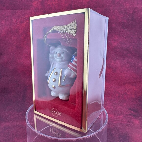 LENOX PATRIOTIC SNOWMAN 4" PORCELAIN CHRISTMAS TREE ORNAMENT, HAND PAINTED - Picture 4 of 8